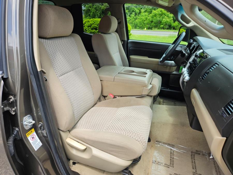 2007 Toyota Tundra 4WD Double 145.7" 5.7L V8 SR5 (Natl, available for sale in East Windsor, Connecticut | Toro Auto. East Windsor, Connecticut 2007 Toyota Tundra 4WD Double 145.7" 5.7L V8 SR5 (Natl, available for sale in East Windsor, Connecticut | Toro Auto. East Windsor, Connecticut