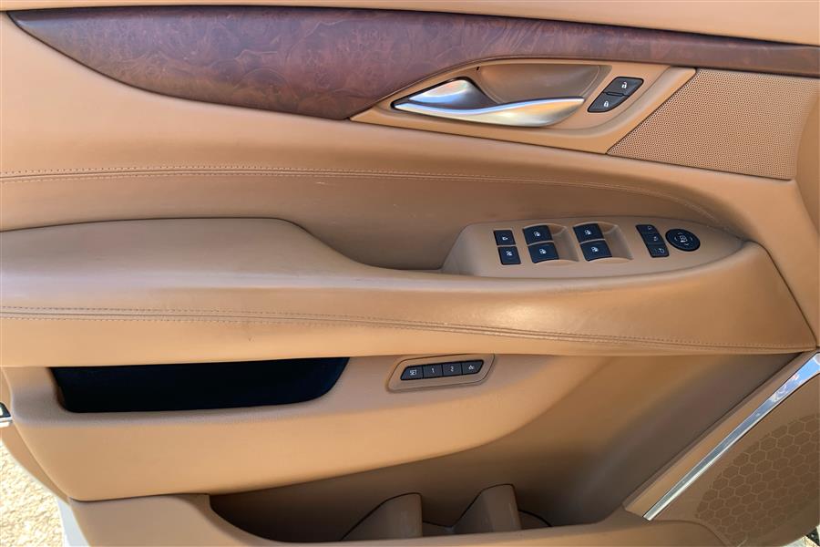2016 Cadillac Escalade 4WD 4dr Platinum, available for sale in Lindenhurst, New York | Power Motor Group. Lindenhurst, New York 2016 Cadillac Escalade 4WD 4dr Platinum, available for sale in Lindenhurst, New York | Power Motor Group. Lindenhurst, New York