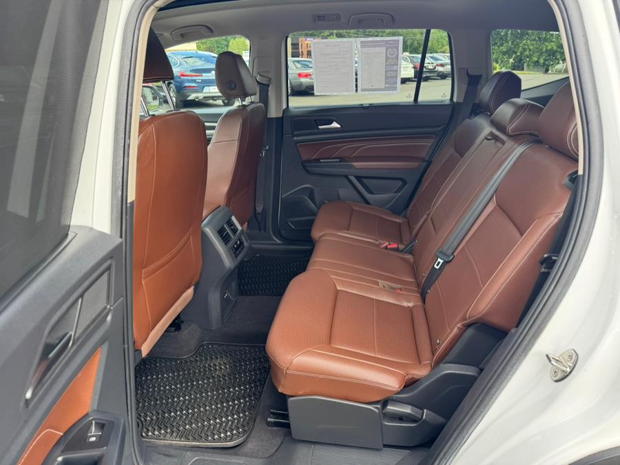 2021 Volkswagen Atlas 3.6L V6 SE w/Technology R-Line 4MOTION *Ltd Avail*, available for sale in Berlin, Connecticut | Tru Auto Mall. Berlin, Connecticut 2021 Volkswagen Atlas 3.6L V6 SE w/Technology R-Line 4MOTION *Ltd Avail*, available for sale in Berlin, Connecticut | Tru Auto Mall. Berlin, Connecticut