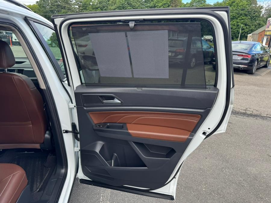 2021 Volkswagen Atlas 3.6L V6 SE w/Technology R-Line 4MOTION *Ltd Avail*, available for sale in Berlin, Connecticut | Tru Auto Mall. Berlin, Connecticut 2021 Volkswagen Atlas 3.6L V6 SE w/Technology R-Line 4MOTION *Ltd Avail*, available for sale in Berlin, Connecticut | Tru Auto Mall. Berlin, Connecticut