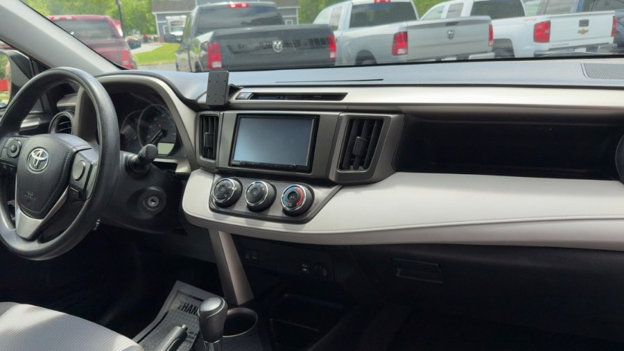 2015 Toyota RAV4 AWD 4dr LE (Natl), available for sale in Waterbury, Connecticut | West End Automotive Center. Waterbury, Connecticut 2015 Toyota RAV4 AWD 4dr LE (Natl), available for sale in Waterbury, Connecticut | West End Automotive Center. Waterbury, Connecticut