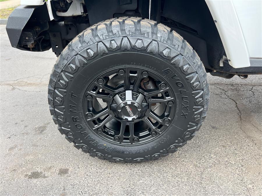 2016 Jeep Wrangler Unlimited 4WD 4dr Sahara, available for sale in Canton, Connecticut | Lava Motors. Canton, Connecticut 2016 Jeep Wrangler Unlimited 4WD 4dr Sahara, available for sale in Canton, Connecticut | Lava Motors. Canton, Connecticut