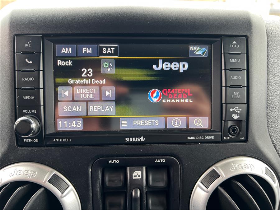 2016 Jeep Wrangler Unlimited 4WD 4dr Sahara, available for sale in Canton, Connecticut | Lava Motors. Canton, Connecticut 2016 Jeep Wrangler Unlimited 4WD 4dr Sahara, available for sale in Canton, Connecticut | Lava Motors. Canton, Connecticut