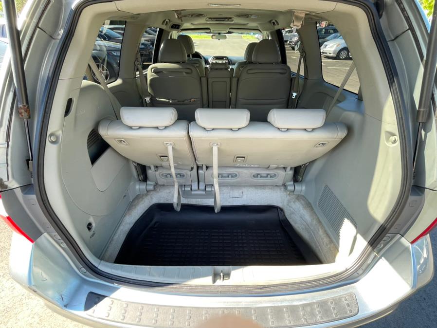 2006 Honda Odyssey 5dr EX-L AT with RES, available for sale in North Branford, Connecticut | CarHavn. North Branford, Connecticut 2006 Honda Odyssey 5dr EX-L AT with RES, available for sale in North Branford, Connecticut | CarHavn. North Branford, Connecticut