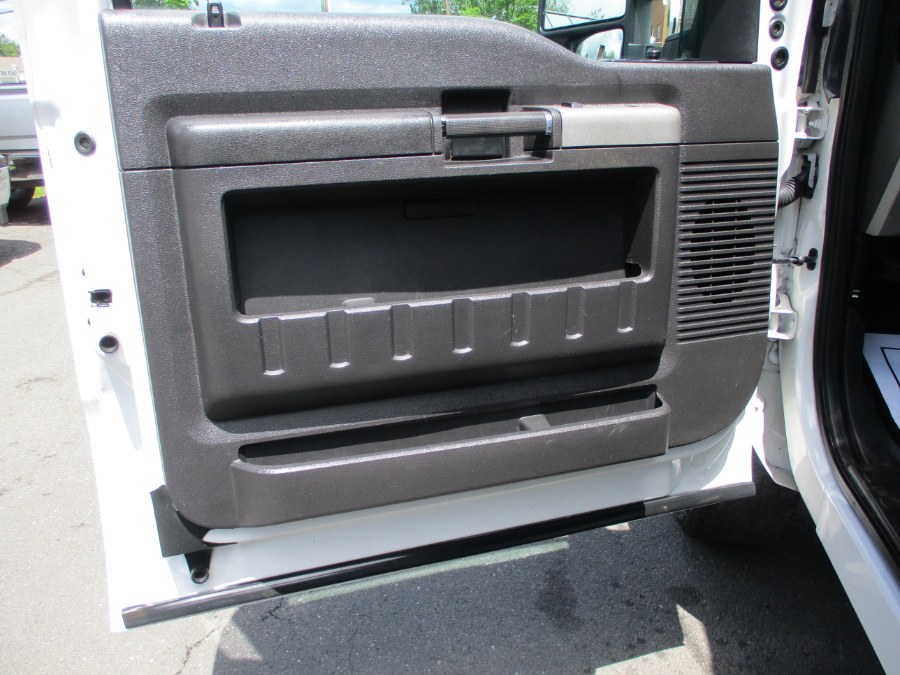 2015 Ford Super Duty F-350 SRW 4WD SuperCab 158" Lariat, available for sale in Suffield, Connecticut | Suffield Auto LLC. Suffield, Connecticut 2015 Ford Super Duty F-350 SRW 4WD SuperCab 158" Lariat, available for sale in Suffield, Connecticut | Suffield Auto LLC. Suffield, Connecticut