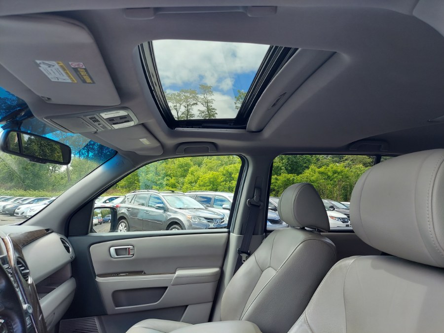 2012 Honda Pilot 4WD 4dr EX-L, available for sale in East Windsor, Connecticut | United Auto Sales of E Windsor, Inc. East Windsor, Connecticut 2012 Honda Pilot 4WD 4dr EX-L, available for sale in East Windsor, Connecticut | United Auto Sales of E Windsor, Inc. East Windsor, Connecticut