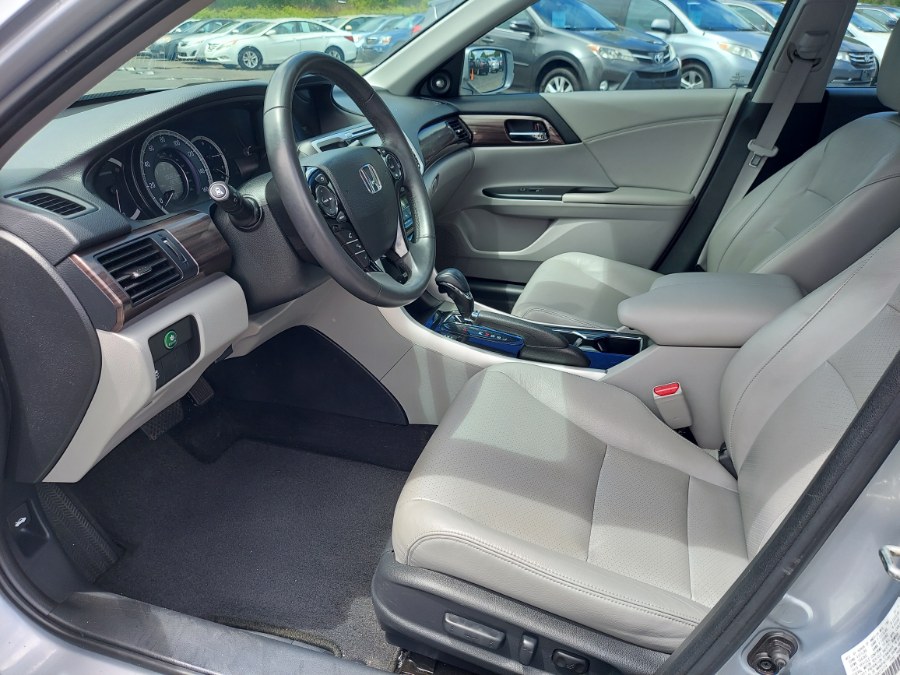 2016 Honda Accord Sedan 4dr I4 CVT EX-L, available for sale in East Windsor, Connecticut | United Auto Sales of E Windsor, Inc. East Windsor, Connecticut 2016 Honda Accord Sedan 4dr I4 CVT EX-L, available for sale in East Windsor, Connecticut | United Auto Sales of E Windsor, Inc. East Windsor, Connecticut