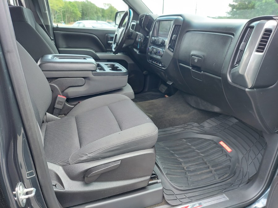 2018 Chevrolet Silverado 1500 4WD Crew Cab 143.5" LT w/2LT, available for sale in East Windsor, Connecticut | United Auto Sales of E Windsor, Inc. East Windsor, Connecticut 2018 Chevrolet Silverado 1500 4WD Crew Cab 143.5" LT w/2LT, available for sale in East Windsor, Connecticut | United Auto Sales of E Windsor, Inc. East Windsor, Connecticut