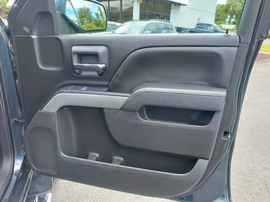 2018 Chevrolet Silverado 1500 4WD Crew Cab 143.5" LT w/2LT, available for sale in East Windsor, Connecticut | United Auto Sales of E Windsor, Inc. East Windsor, Connecticut 2018 Chevrolet Silverado 1500 4WD Crew Cab 143.5" LT w/2LT, available for sale in East Windsor, Connecticut | United Auto Sales of E Windsor, Inc. East Windsor, Connecticut