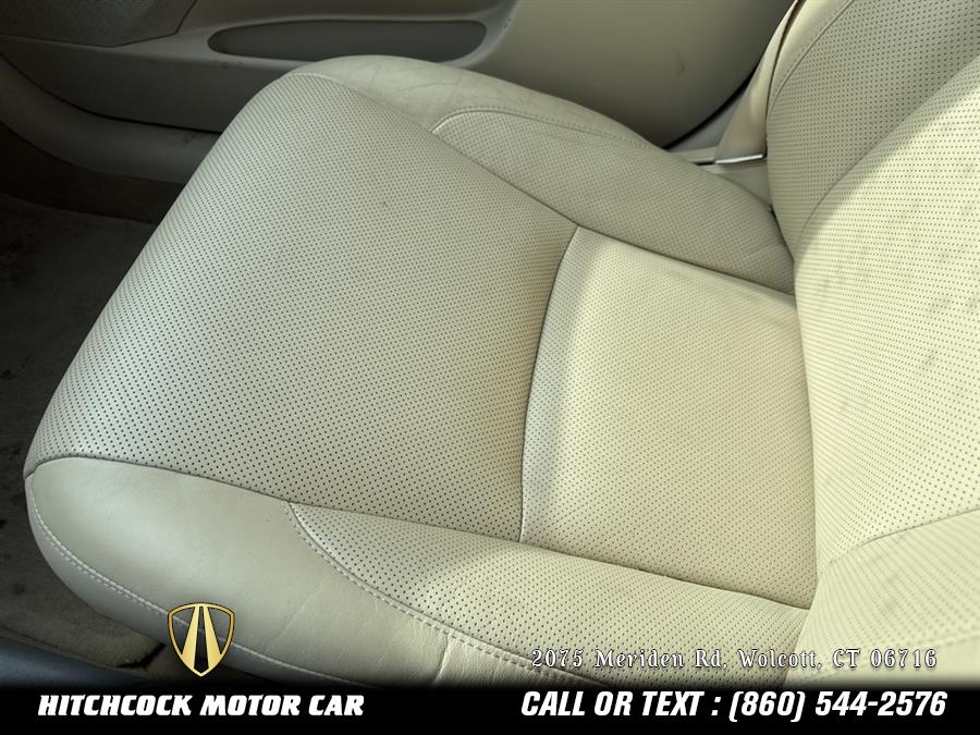 2011 Lexus Es 350, available for sale in Wolcott, Connecticut | Hitchcock Motor Car. Wolcott, Connecticut 2011 Lexus Es 350, available for sale in Wolcott, Connecticut | Hitchcock Motor Car. Wolcott, Connecticut