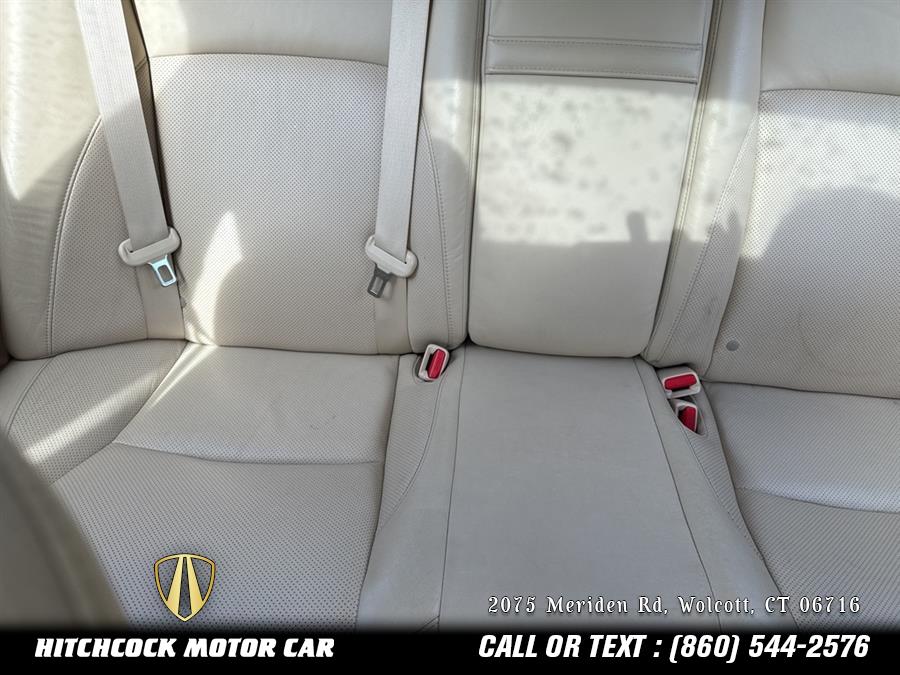 2011 Lexus Es 350, available for sale in Wolcott, Connecticut | Hitchcock Motor Car. Wolcott, Connecticut 2011 Lexus Es 350, available for sale in Wolcott, Connecticut | Hitchcock Motor Car. Wolcott, Connecticut