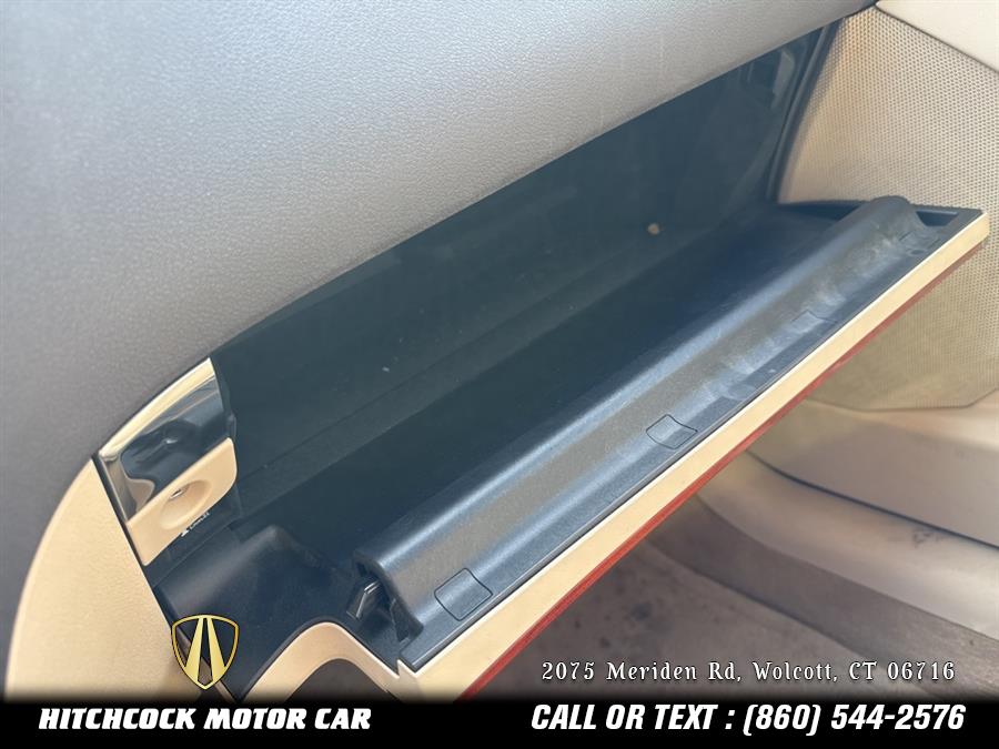 2011 Lexus Es 350, available for sale in Wolcott, Connecticut | Hitchcock Motor Car. Wolcott, Connecticut 2011 Lexus Es 350, available for sale in Wolcott, Connecticut | Hitchcock Motor Car. Wolcott, Connecticut