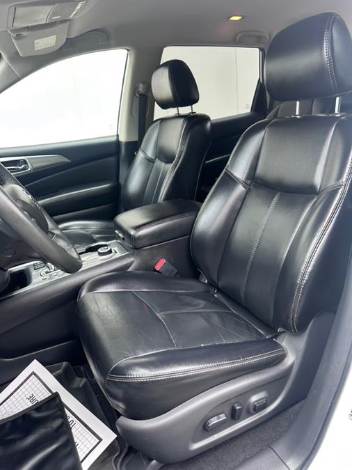 2018 Nissan Pathfinder 4x4 SL, available for sale in Garfield, New Jersey | Mikes Auto Sales LLC. Garfield, New Jersey 2018 Nissan Pathfinder 4x4 SL, available for sale in Garfield, New Jersey | Mikes Auto Sales LLC. Garfield, New Jersey