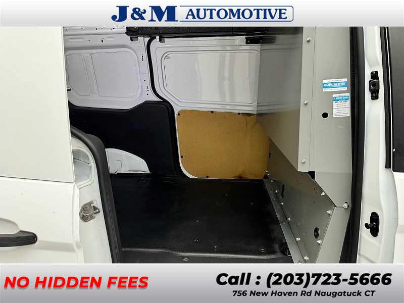 2017 Ford Transit Connect XL, available for sale in Naugatuck, Connecticut | J&M Automotive Sls&Svc LLC. Naugatuck, Connecticut 2017 Ford Transit Connect XL, available for sale in Naugatuck, Connecticut | J&M Automotive Sls&Svc LLC. Naugatuck, Connecticut