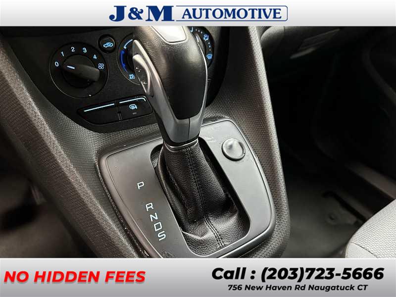 2017 Ford Transit Connect XL, available for sale in Naugatuck, Connecticut | J&M Automotive Sls&Svc LLC. Naugatuck, Connecticut 2017 Ford Transit Connect XL, available for sale in Naugatuck, Connecticut | J&M Automotive Sls&Svc LLC. Naugatuck, Connecticut