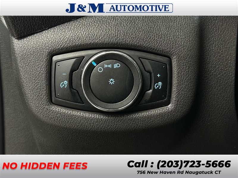 2017 Ford Transit Connect XL, available for sale in Naugatuck, Connecticut | J&M Automotive Sls&Svc LLC. Naugatuck, Connecticut 2017 Ford Transit Connect XL, available for sale in Naugatuck, Connecticut | J&M Automotive Sls&Svc LLC. Naugatuck, Connecticut