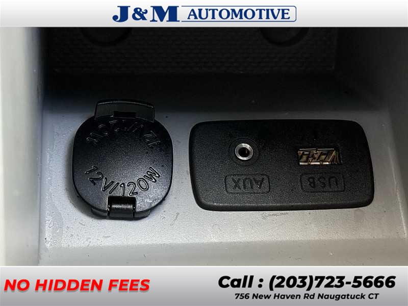 2011 Subaru Forester 2.5X Limited, available for sale in Naugatuck, Connecticut | J&M Automotive Sls&Svc LLC. Naugatuck, Connecticut 2011 Subaru Forester 2.5X Limited, available for sale in Naugatuck, Connecticut | J&M Automotive Sls&Svc LLC. Naugatuck, Connecticut
