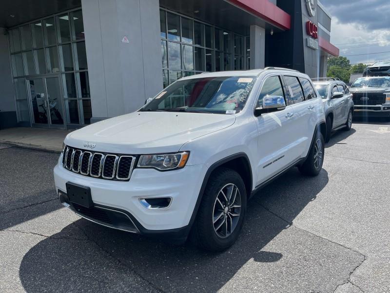 2018 Jeep Grand Cherokee Limited 4X4, available for sale in Maple Shade, New Jersey | Car Revolution. Maple Shade, New Jersey 2018 Jeep Grand Cherokee Limited 4X4, available for sale in Maple Shade, New Jersey | Car Revolution. Maple Shade, New Jersey