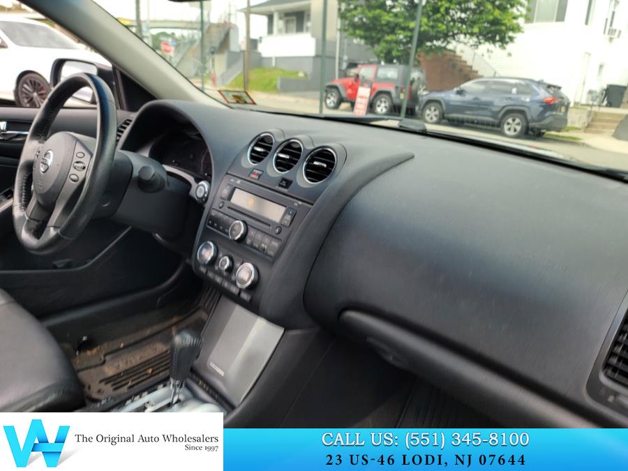 2010 Nissan Altima 4dr Sdn I4 CVT 2.5 SL, available for sale in Lodi, New Jersey | AW Auto & Truck Wholesalers, Inc. Lodi, New Jersey 2010 Nissan Altima 4dr Sdn I4 CVT 2.5 SL, available for sale in Lodi, New Jersey | AW Auto & Truck Wholesalers, Inc. Lodi, New Jersey