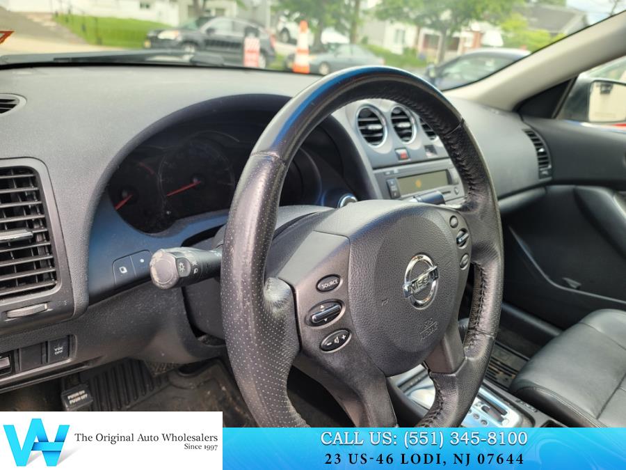 2010 Nissan Altima 4dr Sdn I4 CVT 2.5 SL, available for sale in Lodi, New Jersey | AW Auto & Truck Wholesalers, Inc. Lodi, New Jersey 2010 Nissan Altima 4dr Sdn I4 CVT 2.5 SL, available for sale in Lodi, New Jersey | AW Auto & Truck Wholesalers, Inc. Lodi, New Jersey