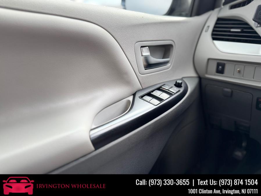 2019 Toyota Sienna LE FWD 8-Passenger (Natl), available for sale in Irvington, New Jersey | Irvington Wholesale Group. Irvington, New Jersey 2019 Toyota Sienna LE FWD 8-Passenger (Natl), available for sale in Irvington, New Jersey | Irvington Wholesale Group. Irvington, New Jersey