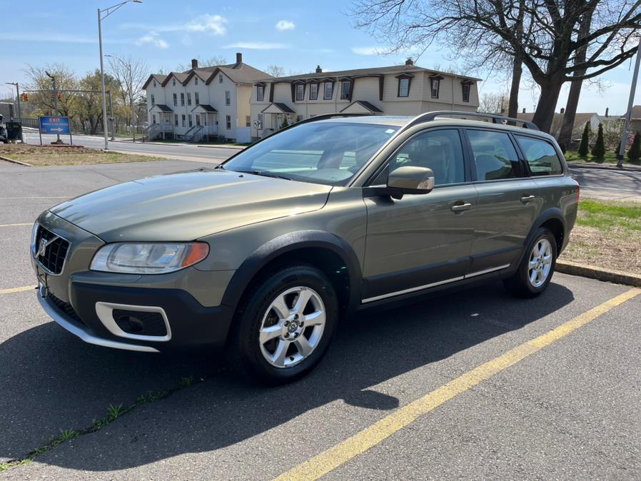 Used 2009 Volvo XC70 in Berlin, Connecticut | Auto Drive Sales & Service. Berlin, Connecticut