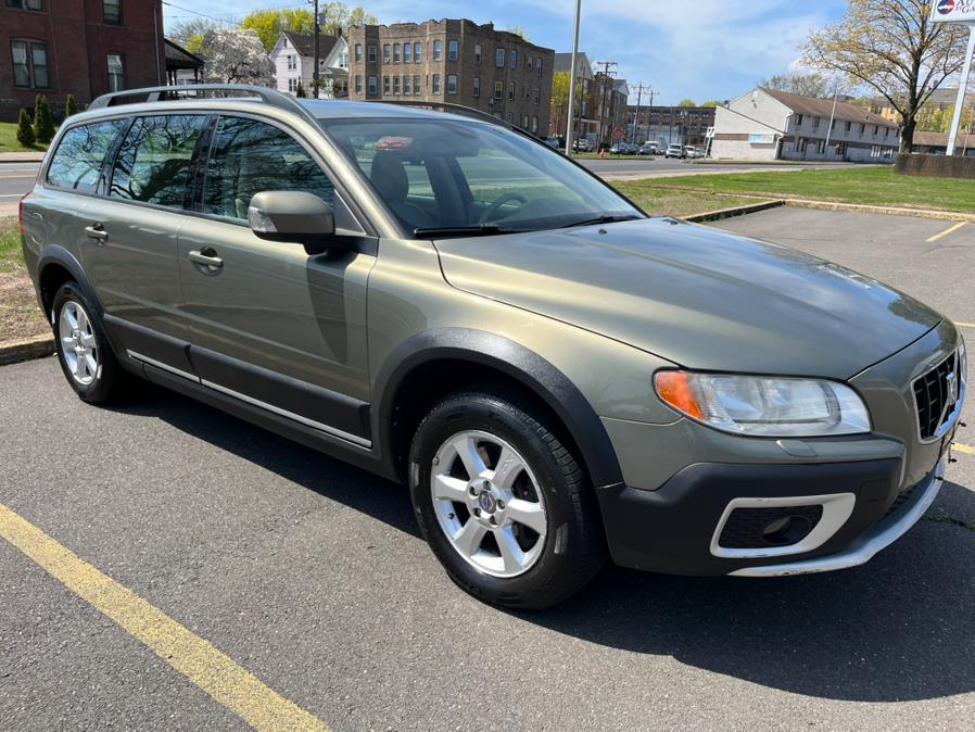 2009 Volvo XC70 4dr Wgn 3.2L w/Sunroof, available for sale in Berlin, Connecticut | Auto Drive Sales & Service. Berlin, Connecticut 2009 Volvo XC70 4dr Wgn 3.2L w/Sunroof, available for sale in Berlin, Connecticut | Auto Drive Sales & Service. Berlin, Connecticut