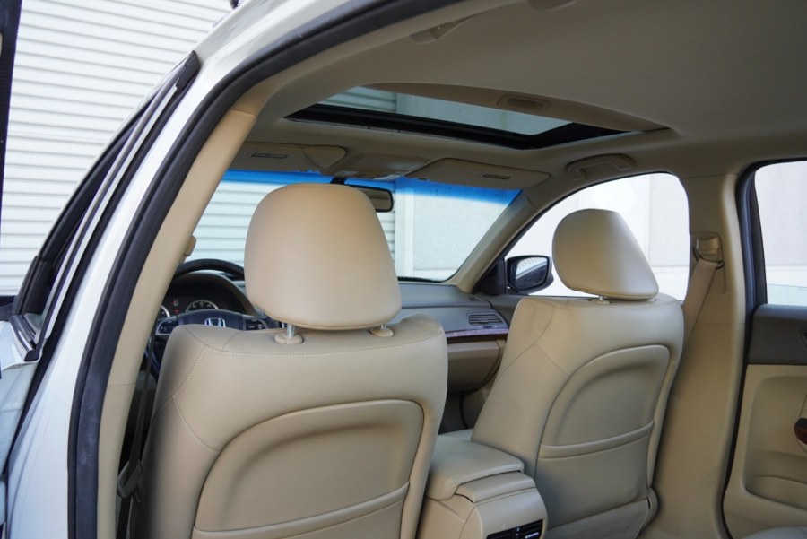 2010 Honda Accord Sdn EX-L SUNROOF/LEATHER SEATS/SEAT WARMERS, available for sale in Riverside, California | Big Timin Motors LLC. Riverside, California 2010 Honda Accord Sdn EX-L SUNROOF/LEATHER SEATS/SEAT WARMERS, available for sale in Riverside, California | Big Timin Motors LLC. Riverside, California