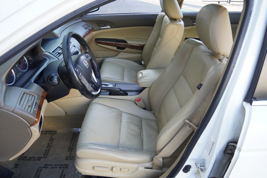 2010 Honda Accord Sdn EX-L SUNROOF/LEATHER SEATS/SEAT WARMERS, available for sale in Riverside, California | Big Timin Motors LLC. Riverside, California 2010 Honda Accord Sdn EX-L SUNROOF/LEATHER SEATS/SEAT WARMERS, available for sale in Riverside, California | Big Timin Motors LLC. Riverside, California