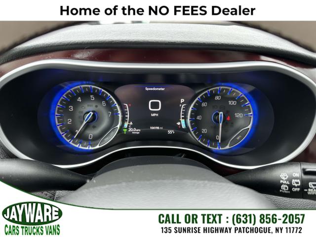 2017 Chrysler Pacifica Limited FWD, available for sale in Patchogue, New York | Jayware Cars Trucks Vans. Patchogue, New York 2017 Chrysler Pacifica Limited FWD, available for sale in Patchogue, New York | Jayware Cars Trucks Vans. Patchogue, New York