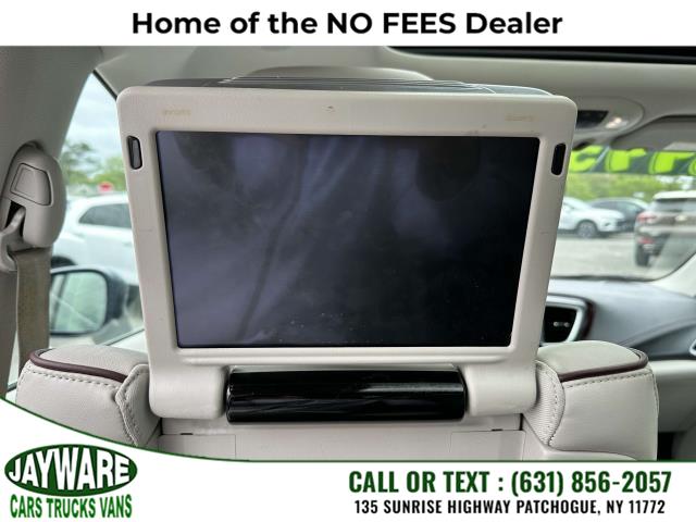 2017 Chrysler Pacifica Limited FWD, available for sale in Patchogue, New York | Jayware Cars Trucks Vans. Patchogue, New York 2017 Chrysler Pacifica Limited FWD, available for sale in Patchogue, New York | Jayware Cars Trucks Vans. Patchogue, New York