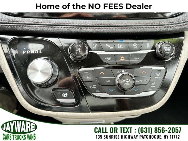 2017 Chrysler Pacifica Limited FWD, available for sale in Patchogue, New York | Jayware Cars Trucks Vans. Patchogue, New York 2017 Chrysler Pacifica Limited FWD, available for sale in Patchogue, New York | Jayware Cars Trucks Vans. Patchogue, New York