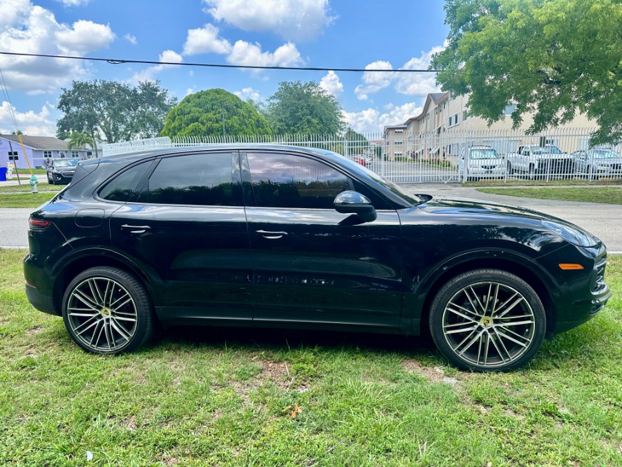2020 Porsche Cayenne AWD, available for sale in Hollywood, Florida | Select Auto Hollywood. Hollywood, Florida 2020 Porsche Cayenne AWD, available for sale in Hollywood, Florida | Select Auto Hollywood. Hollywood, Florida