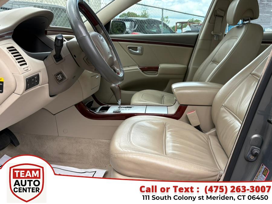 2006 Hyundai Azera 4dr Sdn Limited, available for sale in Meriden, Connecticut | T E A M Auto Center. Meriden, Connecticut 2006 Hyundai Azera 4dr Sdn Limited, available for sale in Meriden, Connecticut | T E A M Auto Center. Meriden, Connecticut