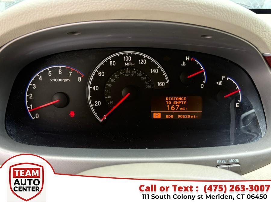 2006 Hyundai Azera 4dr Sdn Limited, available for sale in Meriden, Connecticut | T E A M Auto Center. Meriden, Connecticut 2006 Hyundai Azera 4dr Sdn Limited, available for sale in Meriden, Connecticut | T E A M Auto Center. Meriden, Connecticut