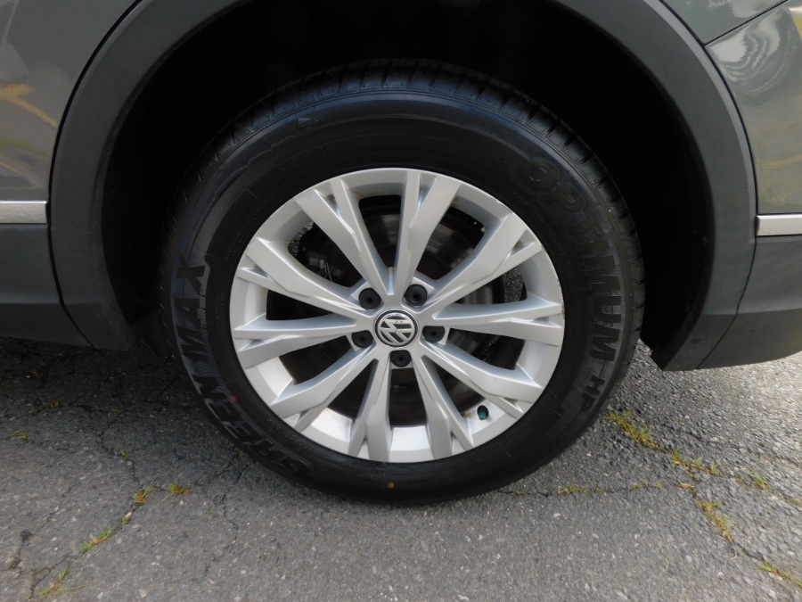 2018 Volkswagen Tiguan 2.0T SE 4MOTION, available for sale in Lodi, New Jersey | Soliman Motors. Lodi, New Jersey 2018 Volkswagen Tiguan 2.0T SE 4MOTION, available for sale in Lodi, New Jersey | Soliman Motors. Lodi, New Jersey