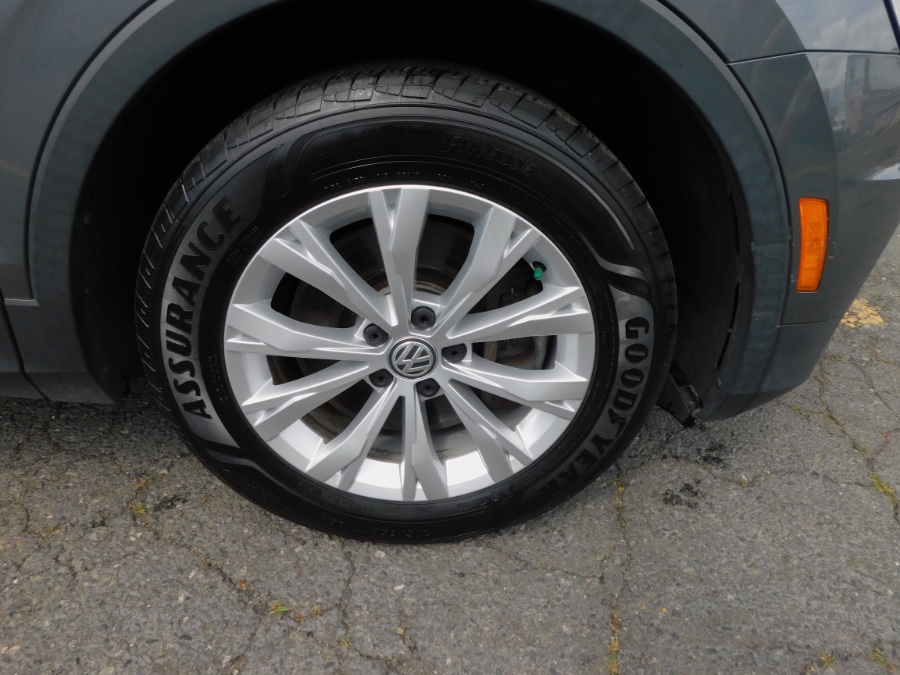 2018 Volkswagen Tiguan 2.0T SE 4MOTION, available for sale in Lodi, New Jersey | Soliman Motors. Lodi, New Jersey 2018 Volkswagen Tiguan 2.0T SE 4MOTION, available for sale in Lodi, New Jersey | Soliman Motors. Lodi, New Jersey