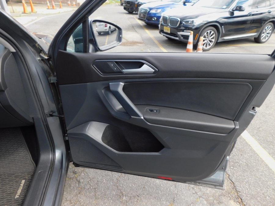 2018 Volkswagen Tiguan 2.0T SE 4MOTION, available for sale in Lodi, New Jersey | Soliman Motors. Lodi, New Jersey 2018 Volkswagen Tiguan 2.0T SE 4MOTION, available for sale in Lodi, New Jersey | Soliman Motors. Lodi, New Jersey