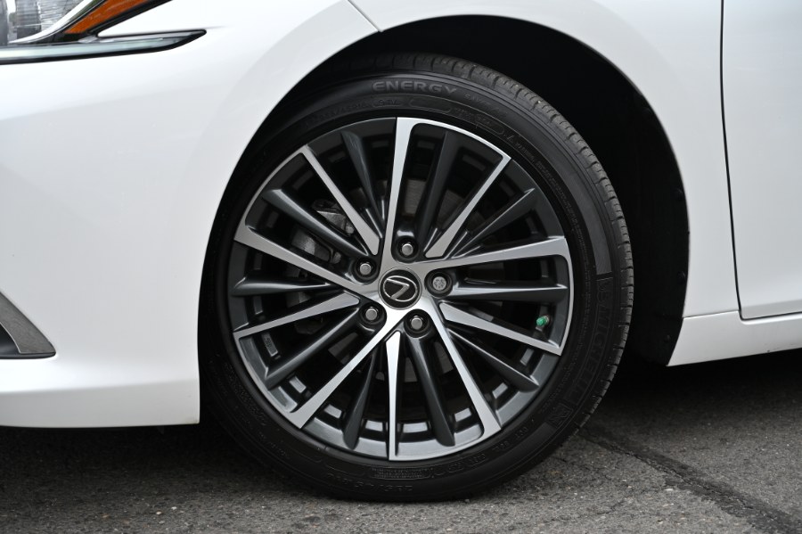 2022 Lexus ES ES 350, available for sale in Waterbury, Connecticut | Highline Car Connection. Waterbury, Connecticut 2022 Lexus ES ES 350, available for sale in Waterbury, Connecticut | Highline Car Connection. Waterbury, Connecticut