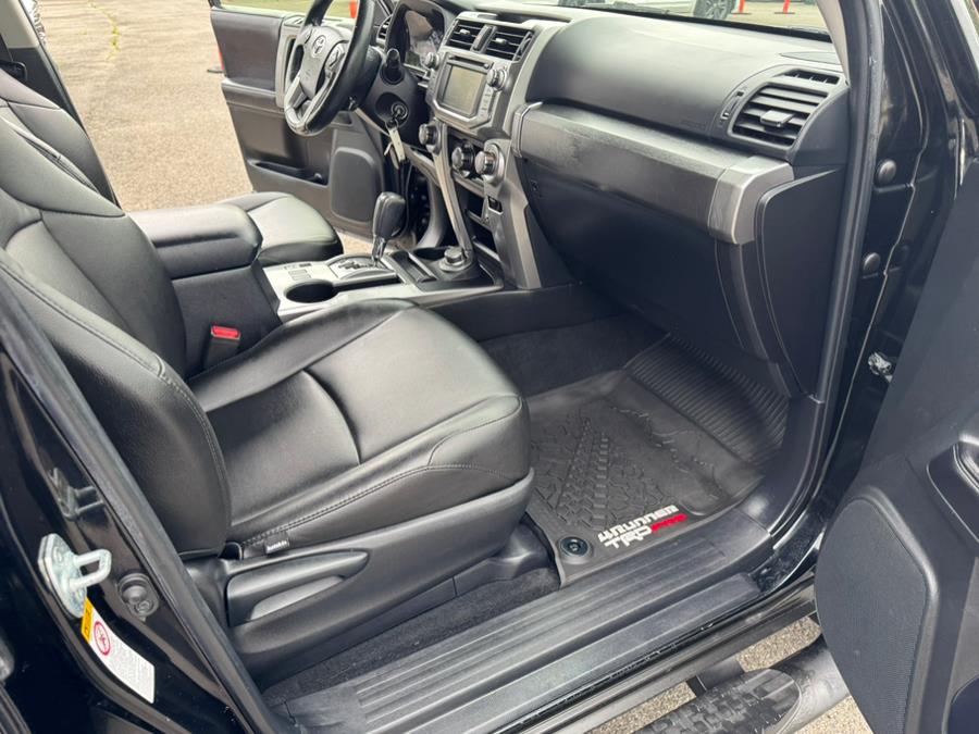 2016 Toyota 4Runner 4WD 4dr V6 SR5 (Natl), available for sale in Berlin, Connecticut | Tru Auto Mall. Berlin, Connecticut 2016 Toyota 4Runner 4WD 4dr V6 SR5 (Natl), available for sale in Berlin, Connecticut | Tru Auto Mall. Berlin, Connecticut