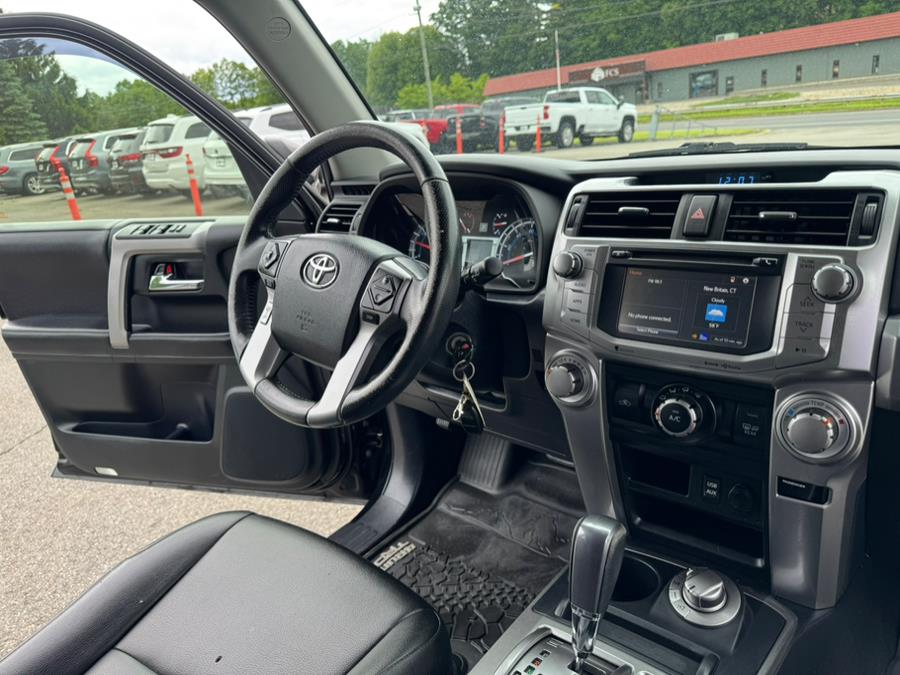 2016 Toyota 4Runner 4WD 4dr V6 SR5 (Natl), available for sale in Berlin, Connecticut | Tru Auto Mall. Berlin, Connecticut 2016 Toyota 4Runner 4WD 4dr V6 SR5 (Natl), available for sale in Berlin, Connecticut | Tru Auto Mall. Berlin, Connecticut