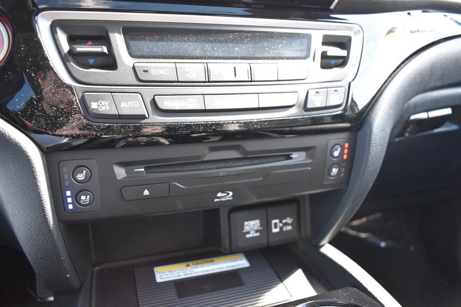 2021 Honda Pilot ELITE, available for sale in Patchogue, New York | 112 Auto Plaza. Patchogue, New York 2021 Honda Pilot ELITE, available for sale in Patchogue, New York | 112 Auto Plaza. Patchogue, New York
