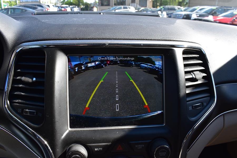 2018 Jeep Grand Cherokee LIMITED, available for sale in Patchogue, New York | 112 Auto Plaza. Patchogue, New York 2018 Jeep Grand Cherokee LIMITED, available for sale in Patchogue, New York | 112 Auto Plaza. Patchogue, New York