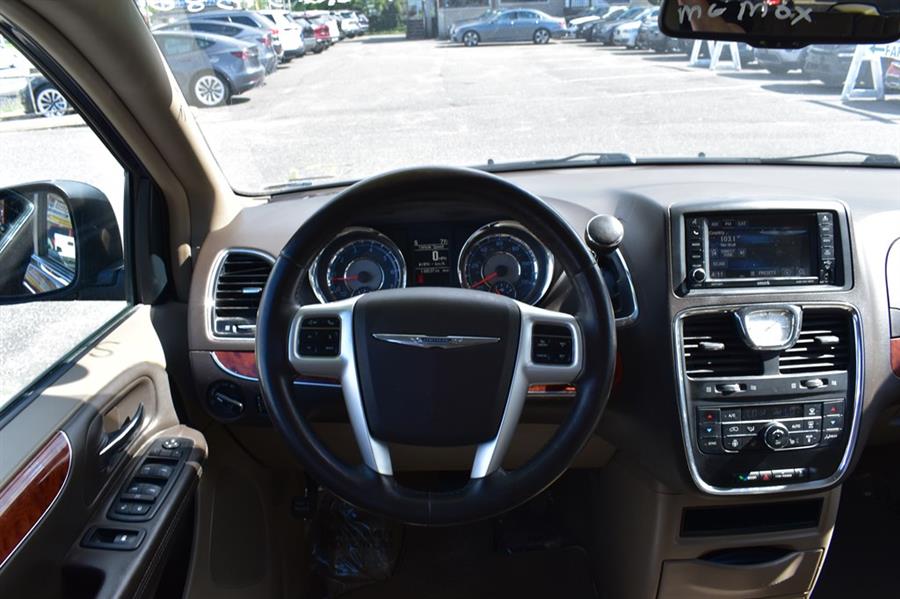 2016 Chrysler Town & Country TOURING, available for sale in Patchogue, New York | 112 Auto Plaza. Patchogue, New York 2016 Chrysler Town & Country TOURING, available for sale in Patchogue, New York | 112 Auto Plaza. Patchogue, New York