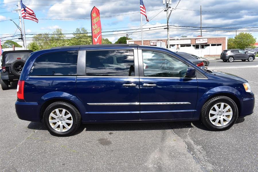 2016 Chrysler Town & Country TOURING, available for sale in Patchogue, New York | 112 Auto Plaza. Patchogue, New York 2016 Chrysler Town & Country TOURING, available for sale in Patchogue, New York | 112 Auto Plaza. Patchogue, New York