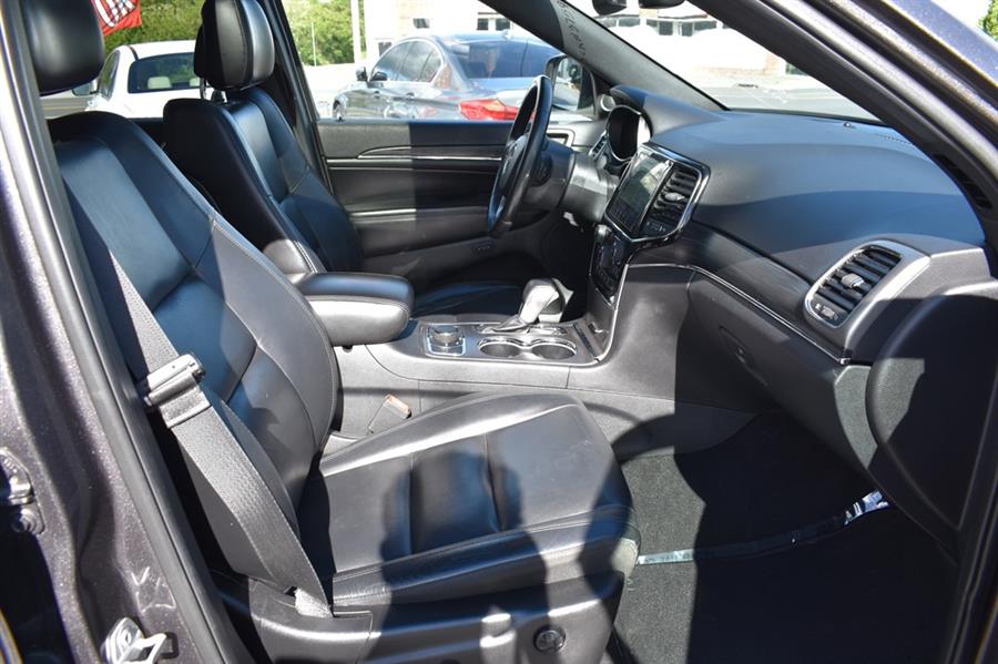 2019 Jeep Grand Cherokee LIMITED, available for sale in Patchogue, New York | 112 Auto Plaza. Patchogue, New York 2019 Jeep Grand Cherokee LIMITED, available for sale in Patchogue, New York | 112 Auto Plaza. Patchogue, New York