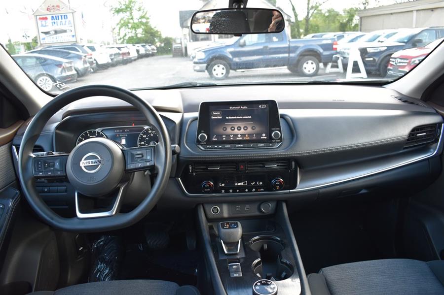2021 Nissan Rogue SV, available for sale in Patchogue, New York | 112 Auto Plaza. Patchogue, New York 2021 Nissan Rogue SV, available for sale in Patchogue, New York | 112 Auto Plaza. Patchogue, New York