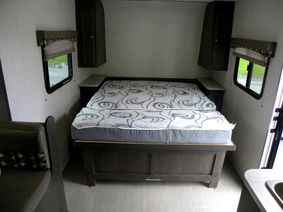 2018 Starcraft Launch 19 MBS, available for sale in Wolcott, New York | Auto Hunter CNY. Wolcott, New York 2018 Starcraft Launch 19 MBS, available for sale in Wolcott, New York | Auto Hunter CNY. Wolcott, New York