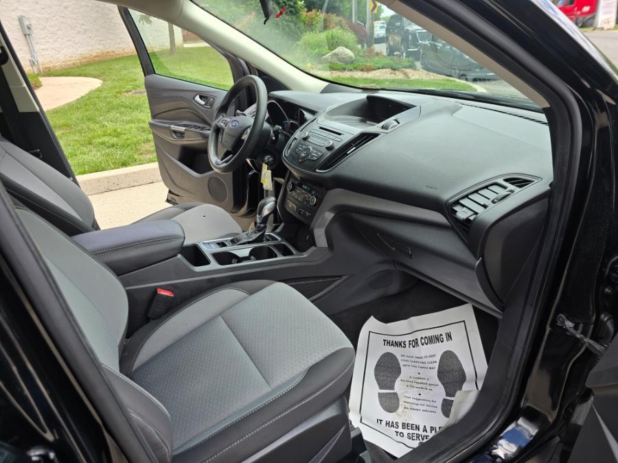 2018 Ford Escape SE 4WD, available for sale in Philadelphia, Pennsylvania | Eugen's Auto Sales & Repairs. Philadelphia, Pennsylvania 2018 Ford Escape SE 4WD, available for sale in Philadelphia, Pennsylvania | Eugen's Auto Sales & Repairs. Philadelphia, Pennsylvania
