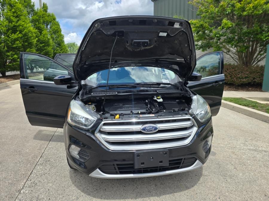 2018 Ford Escape SE 4WD, available for sale in Philadelphia, Pennsylvania | Eugen's Auto Sales & Repairs. Philadelphia, Pennsylvania 2018 Ford Escape SE 4WD, available for sale in Philadelphia, Pennsylvania | Eugen's Auto Sales & Repairs. Philadelphia, Pennsylvania